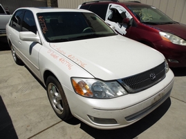 2001 TOYOTA AVALON XLS WHITE 3.0L AT Z17746